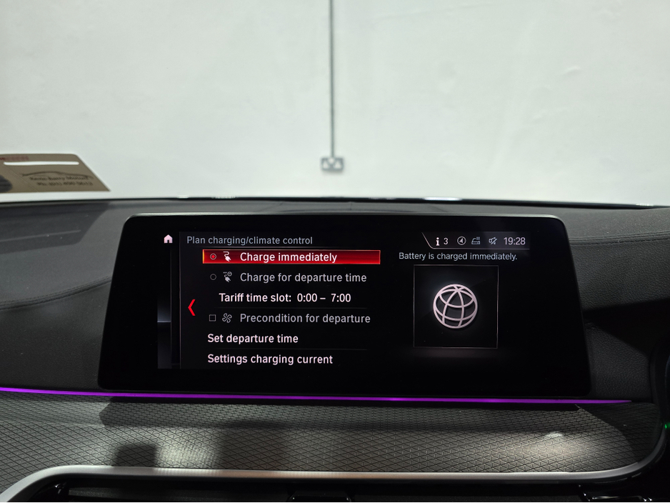 2019 BMW 5 Series - image 20