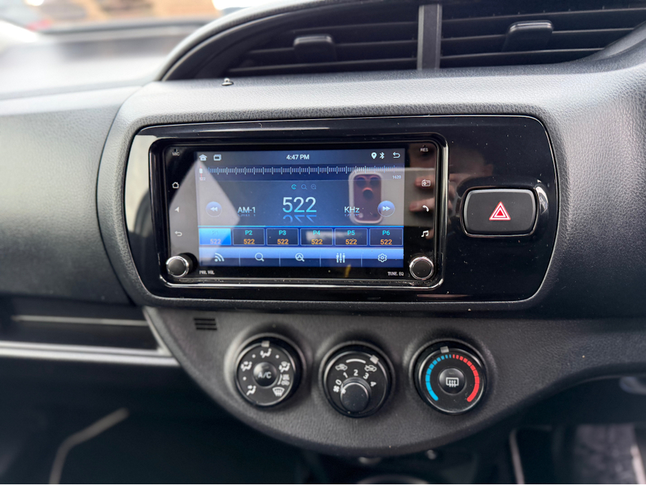 2019 Toyota Yaris - image 20