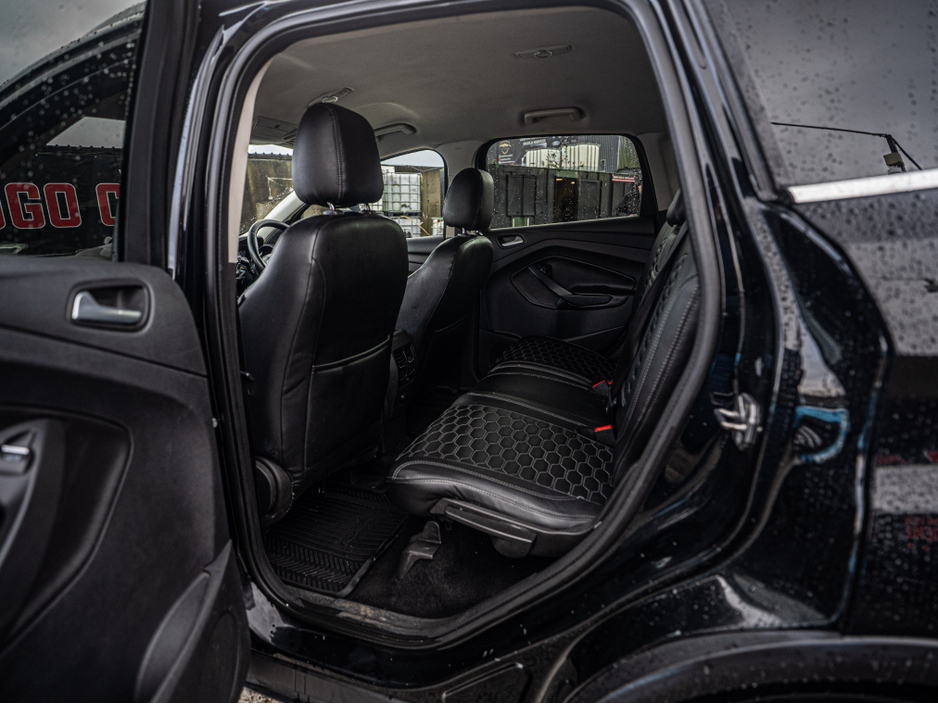 2017 Ford Kuga 2017 Kuga 1.5d TITANIUM/High spec/Warranty €13,888