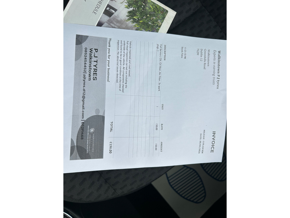 2011 Skoda Fabia - image 19