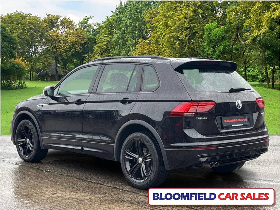 2018 Volkswagen Tiguan 4 MOTION R-LINE , DSG // PRISTINE €29,950