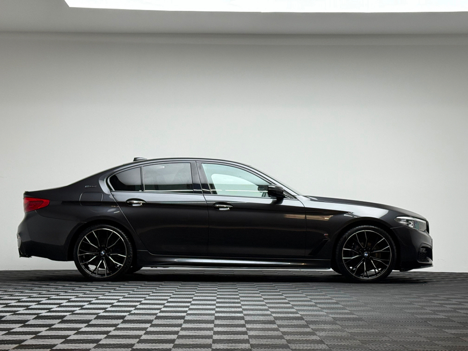 2018 BMW 5 Series 530E M SPORT €24,990