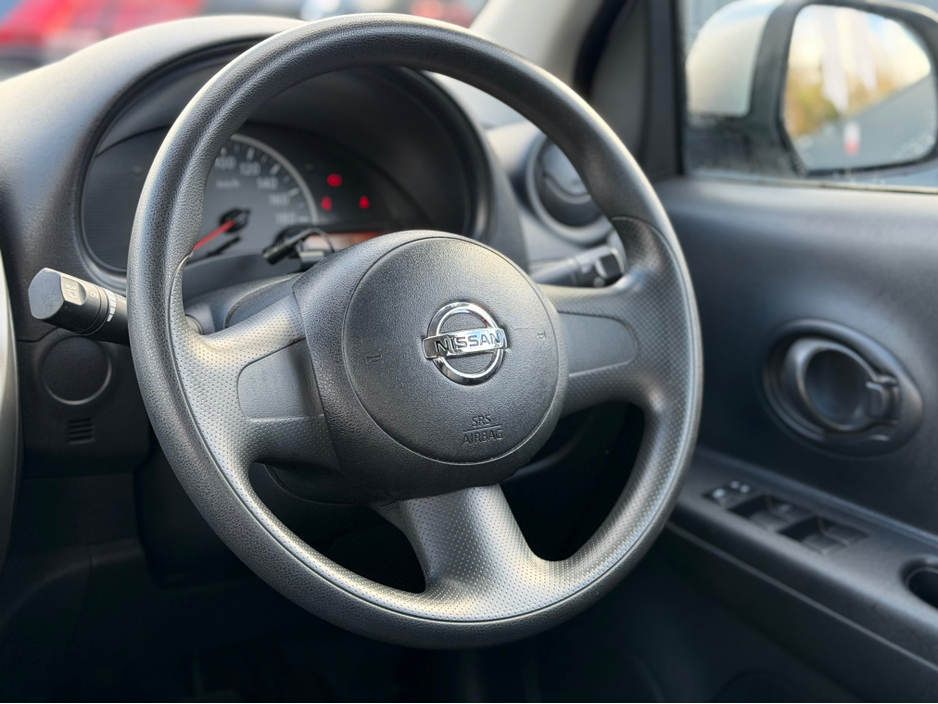 2017 Nissan March - image 12