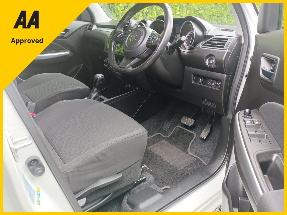 2020 Suzuki Swift - image 7