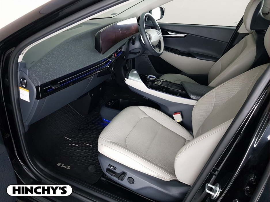 2022 Kia EV6 - image 4