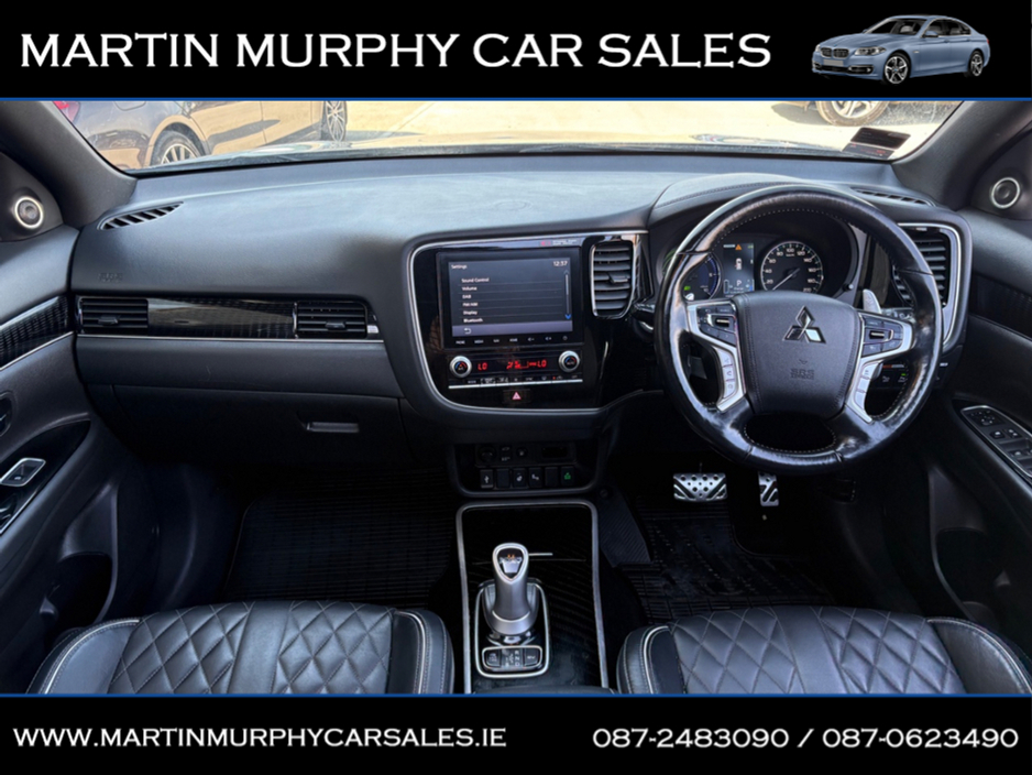 2020 Mitsubishi Outlander - image 11