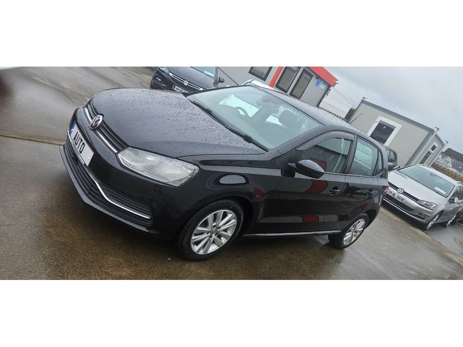 2016 Volkswagen Polo - image 4