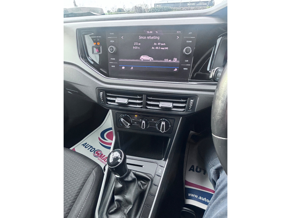 2019 Volkswagen Polo - image 15