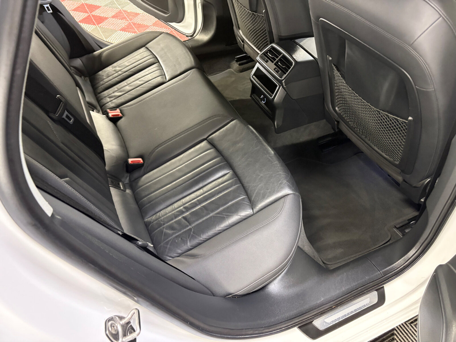 2020 Audi A6 - image 12