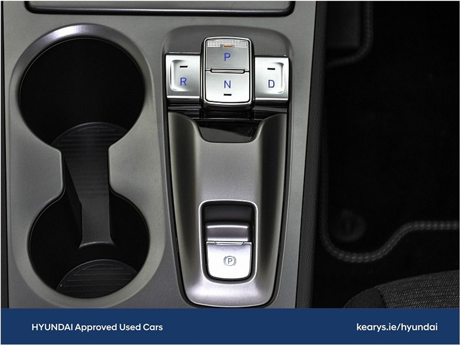 2023 Hyundai Kona EV Executive 39 kWh €22,490