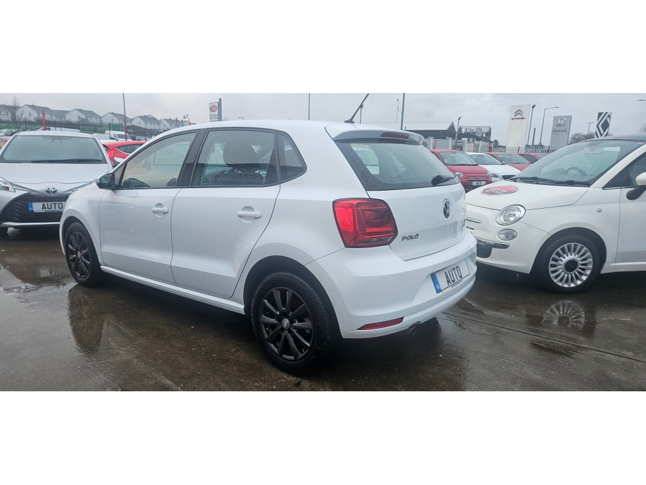 2015 Volkswagen Polo AUTOMATIC 1.2 COMFORTLINE DSG LOW KMS €10,450