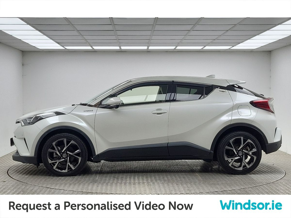 2017 Toyota C-HR 1.8 HYBRID SPORT €17,995