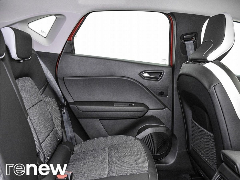 2020 Renault Captur - image 13