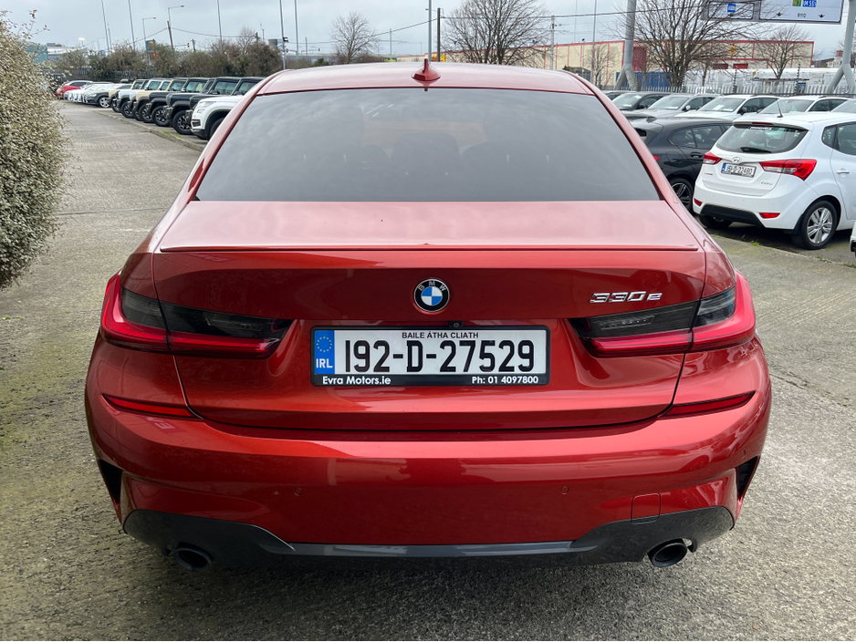 2019 BMW 3 Series - image 7