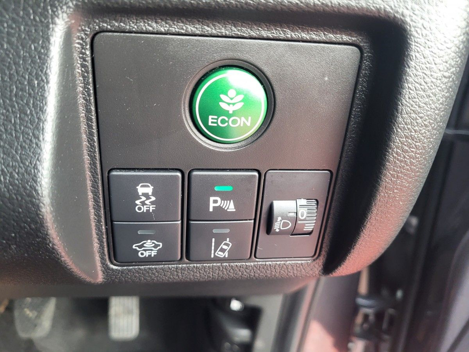 2019 Honda HR-V - image 8