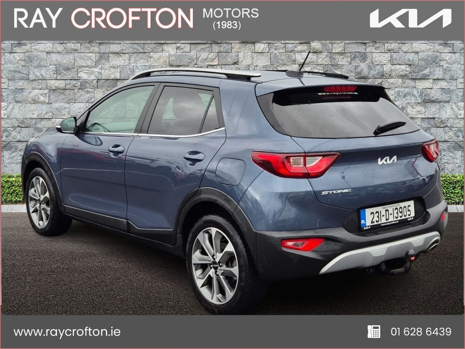 2023 Kia Stonic - image 3