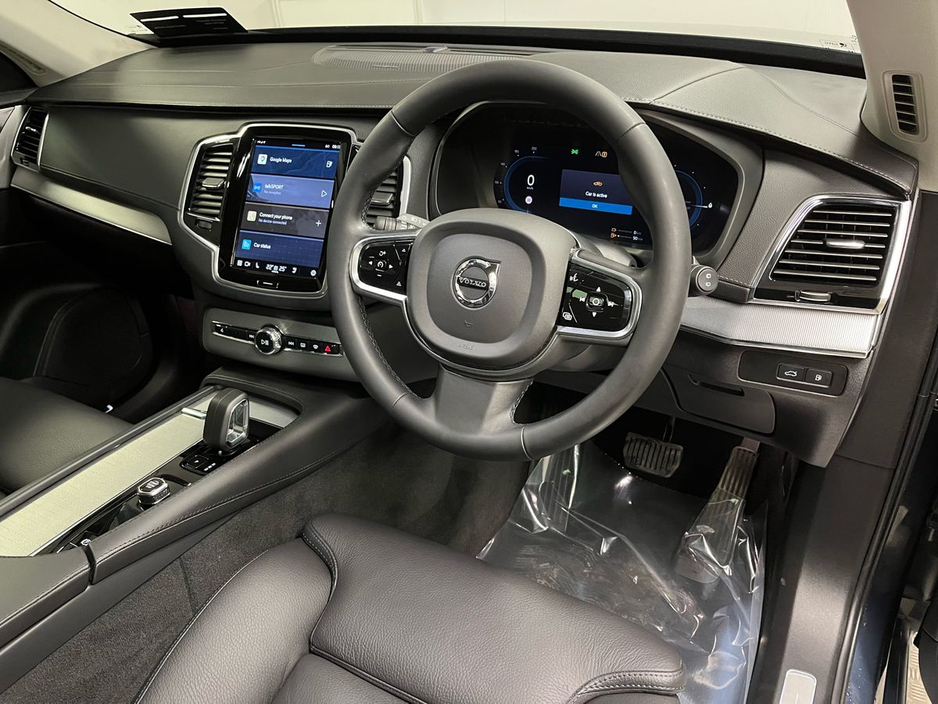 2023 Volvo XC90 - image 9