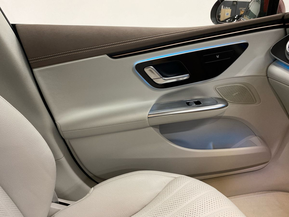 2023 Mercedes-Benz EQE EQE 300 AMG & Panoramic Sunroof €47,950