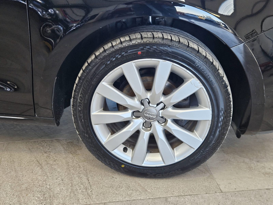 2014 Audi A1 - image 6