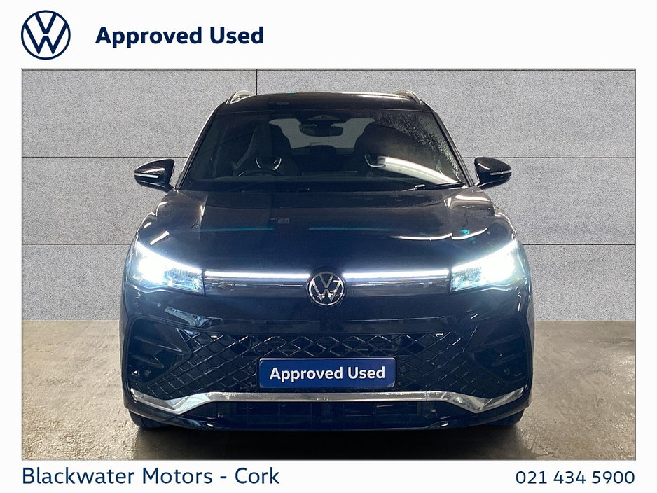 2025 Volkswagen Tiguan - image 11