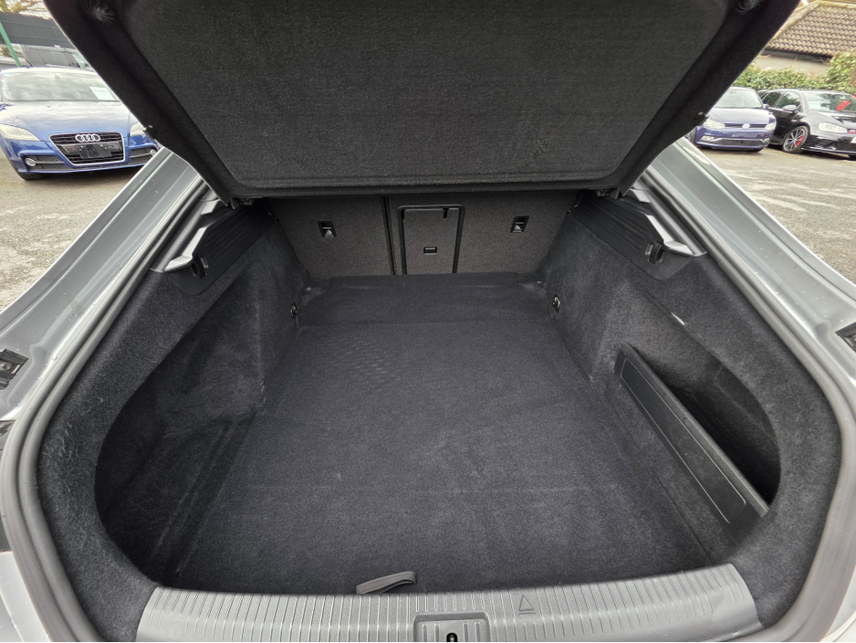 2017 Volkswagen Arteon - image 13