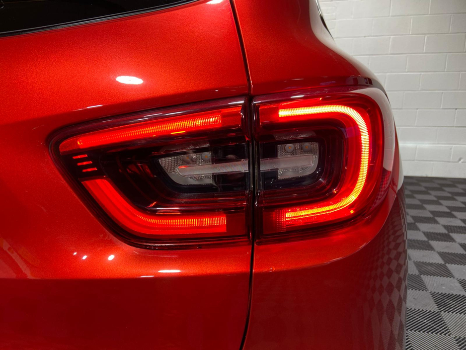2020 Renault Kadjar - image 8