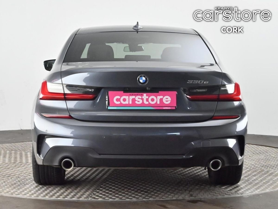 2021 BMW 3 Series 330e M Sport Auto €34,480