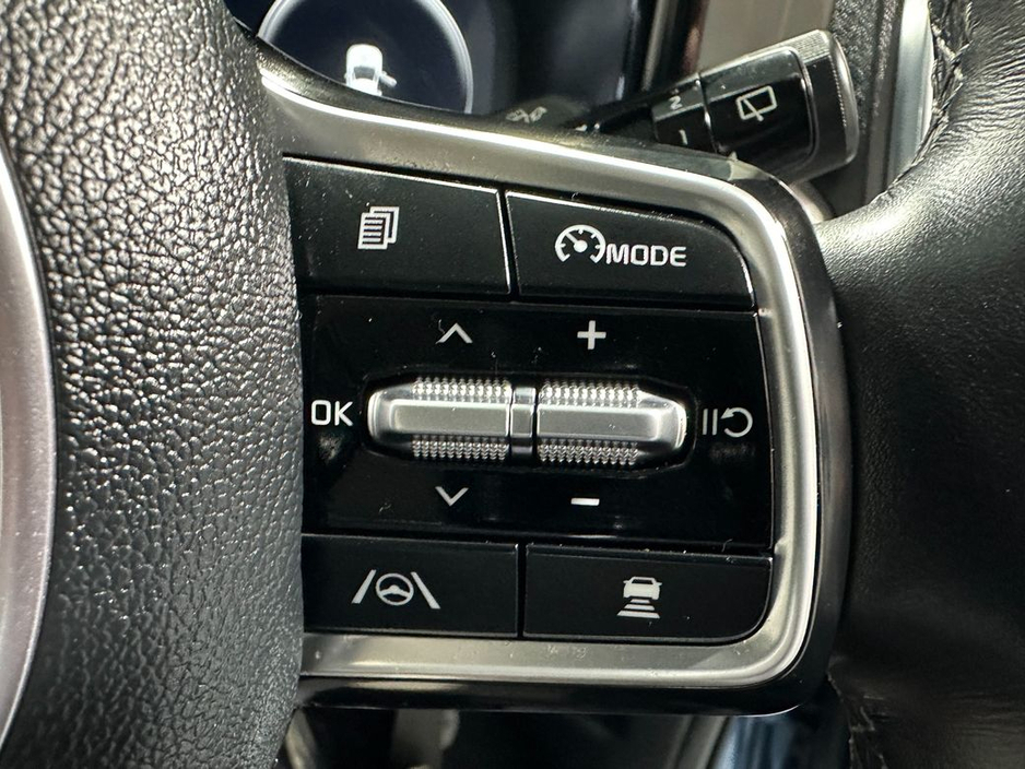 2023 Kia Sorento - image 17