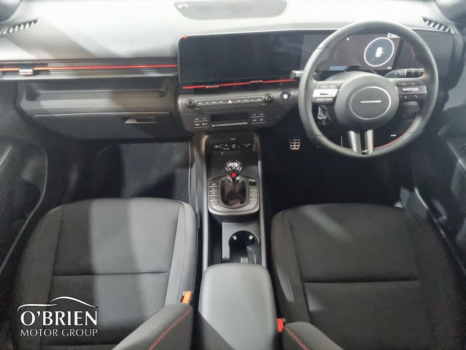 2025 Hyundai Kona - image 2