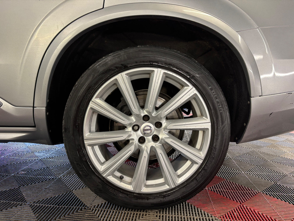 2016 Volvo XC90 - image 20