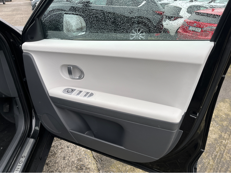 2022 Hyundai Ioniq 5 - image 13