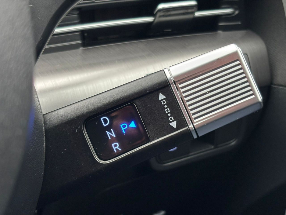 2023 Hyundai Kona - image 25