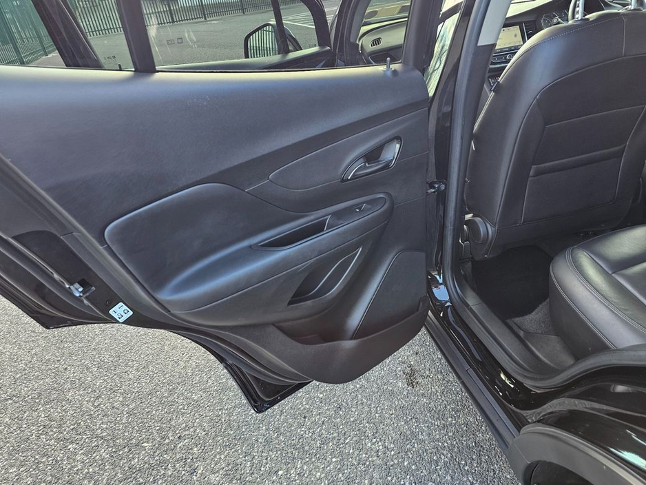 2018 Opel Mokka - image 24