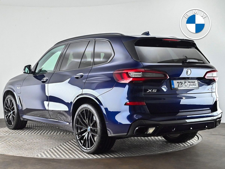 2023 BMW X5 xDrive45e M Sport €76,900