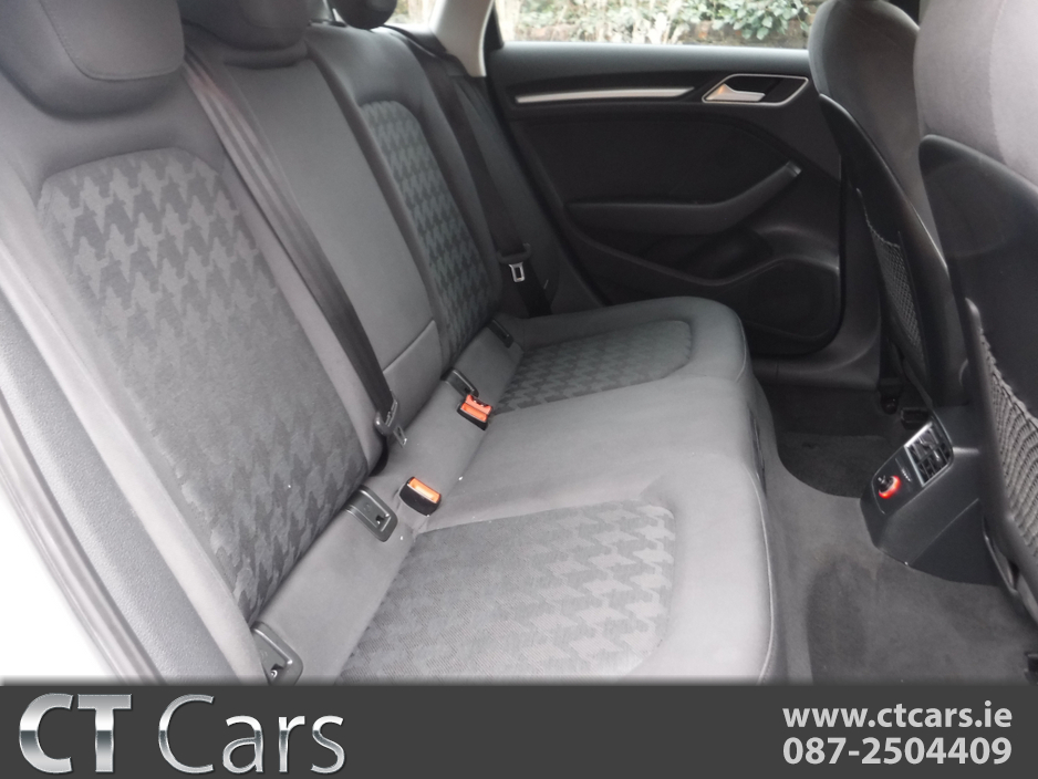 2016 Audi A3 - image 12