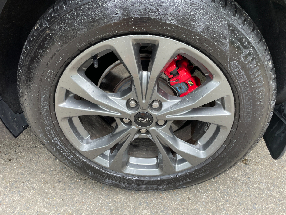 2022 Ford Kuga - image 15