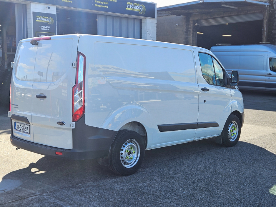 2018 Ford Transit Custom - image 8