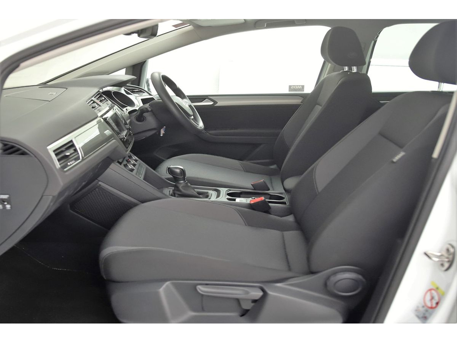 2018 Volkswagen Touran 1.4 TSI DSG TRENDLINE *UPGRADED 18" ALLOY WHEELS*CAR PLAY*ANDROID AUTO* €20,490