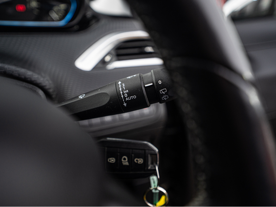 2015 Peugeot 2008 152 Peugeot 2008 1.6d Allure/New NCT/Warranty €8,900