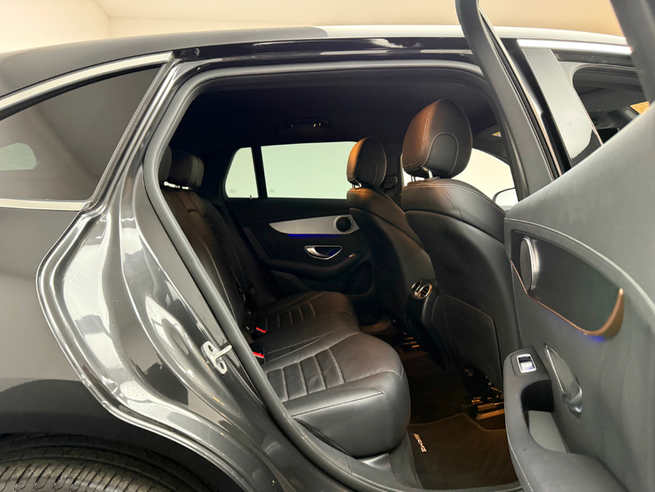 2024 Mercedes-Benz EQC - image 12