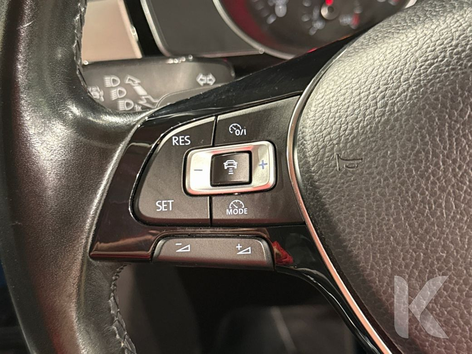 2018 Volkswagen Passat ESTATE - 1.4L TSI AUTOMATIC - HALF LEATHER UPHOLSTERY - REVERSE CAMERA/PARKING RADAR - CRUISE CONTROL €20,950