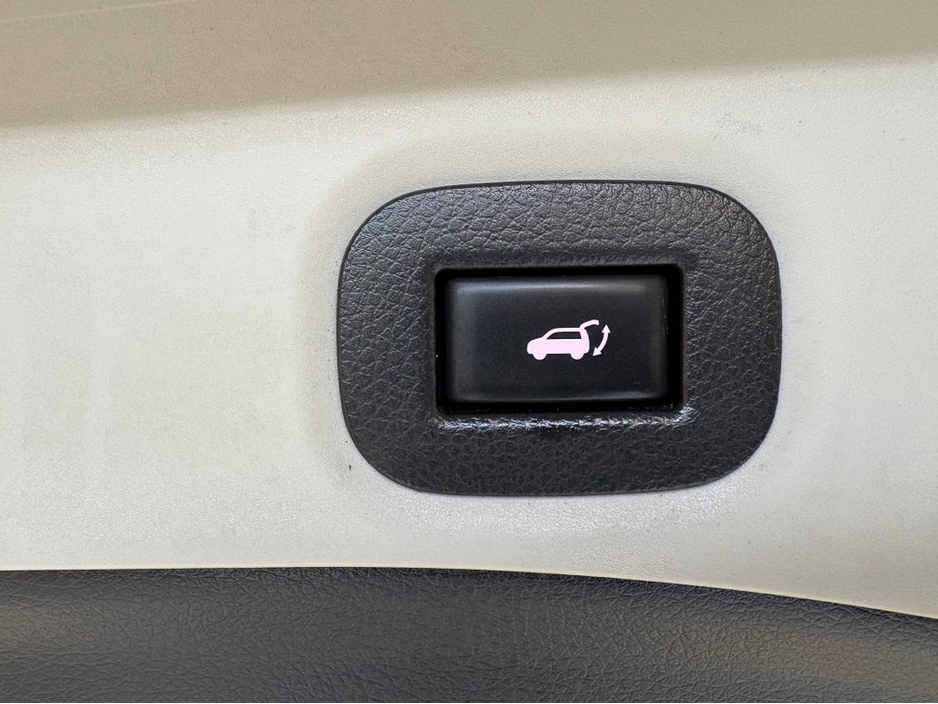 2016 Nissan X-Trail 4x4  TEKNA 4WD - LEATHER €10,950