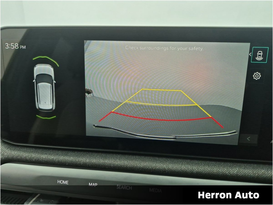 2025 Kia EV3 - image 16