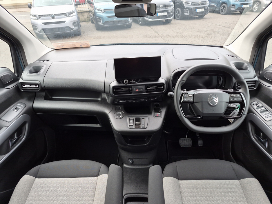 2026 Citroen Berlingo - image 11