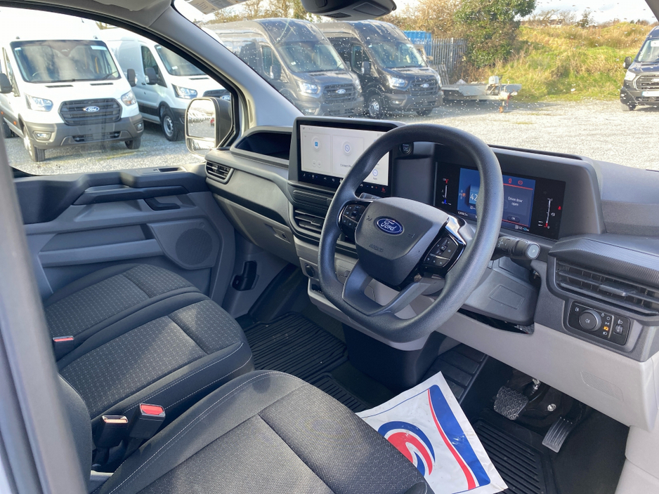 2025 Ford Transit Custom 2.5 Crewcab PHEV Automatic €42,500