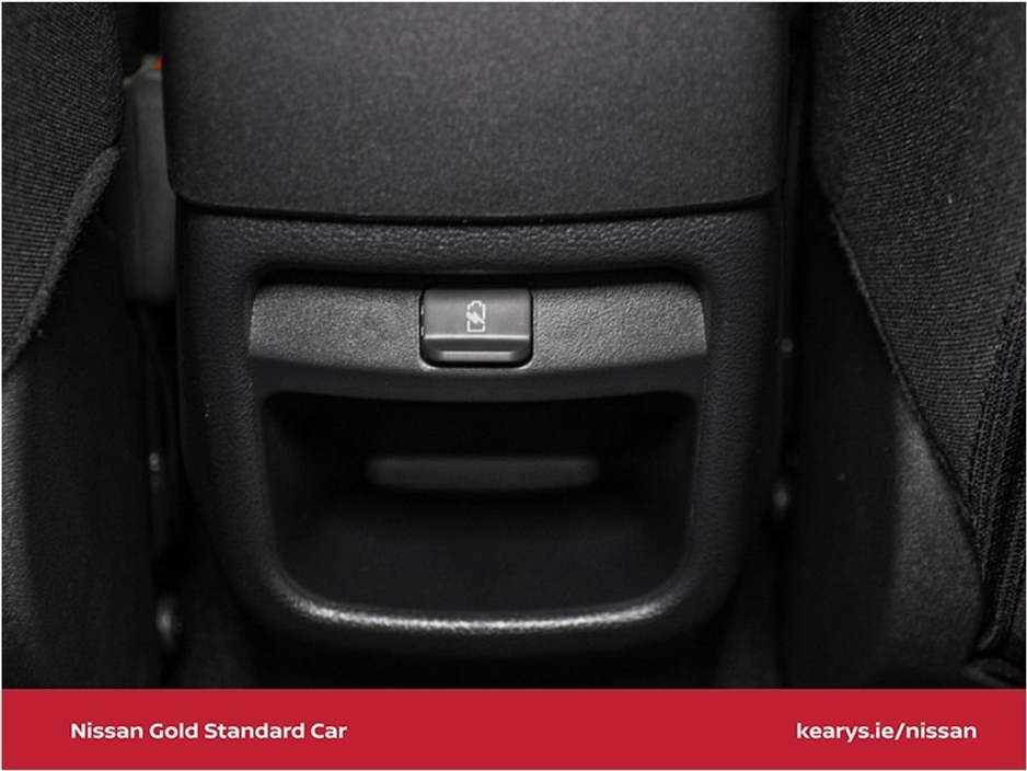 2020 Nissan Juke - image 20