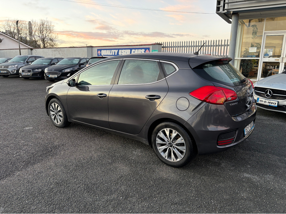 2015 Kia Ceed - image 6
