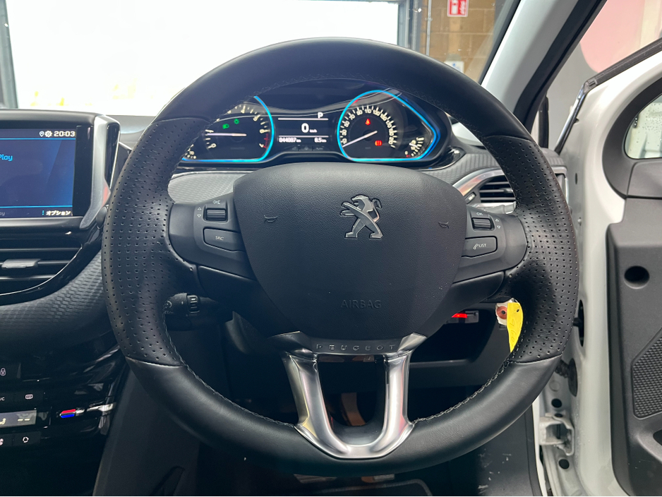 2020 Peugeot 2008 2020 PEUGEOT 2008 CROSSCITY 1.2 AUTOMATIC / CRUISE CONTROL / REVERSE CAMERA / HEATED SEATS / APPLE CARPLAY