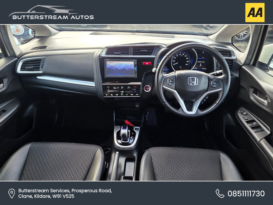 2016 Honda Fit - image 9