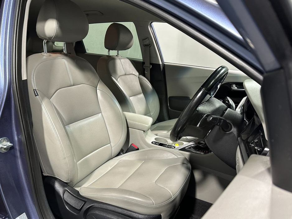 2020 Kia Niro Plug In Hybrid €21,400